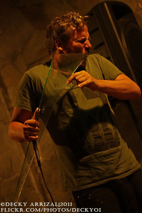 Lucas Abela performing