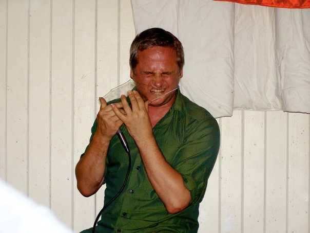 Lucas Abela performing